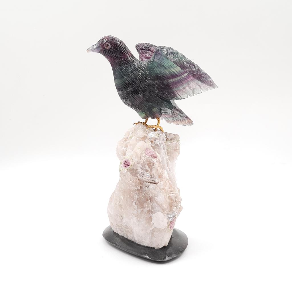 Скульптура "Голубка", Бразилия