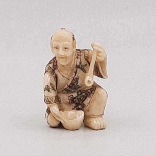 Нэцкэ, кость