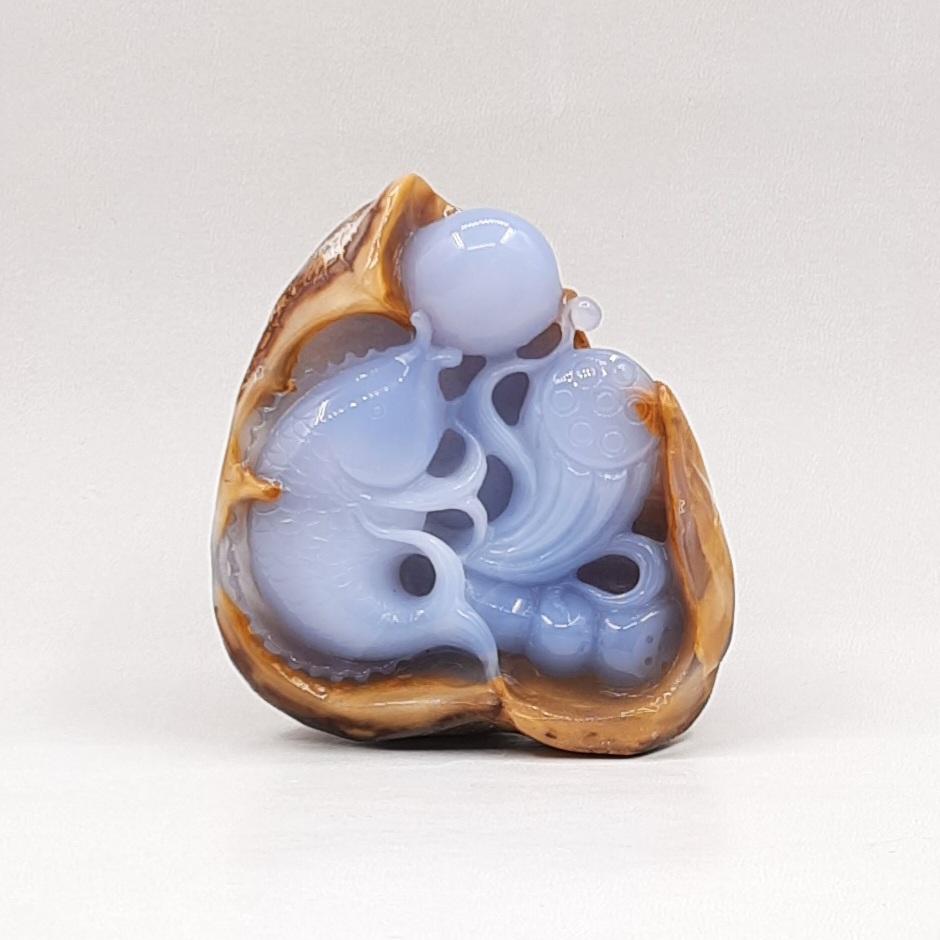 Скульптура "Рыбка", халцедон голубой, Турция