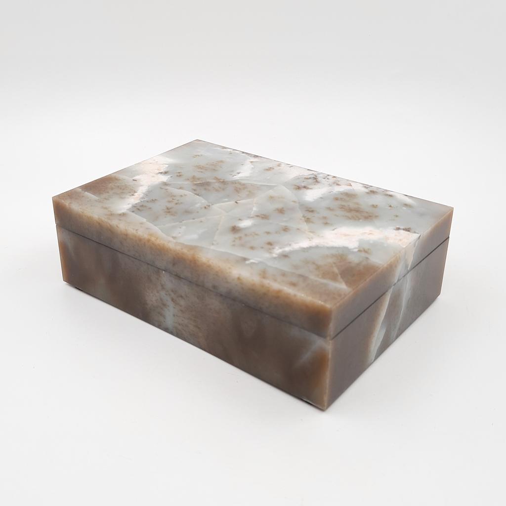 Шкатулка-хьюмидор, нефрит белый