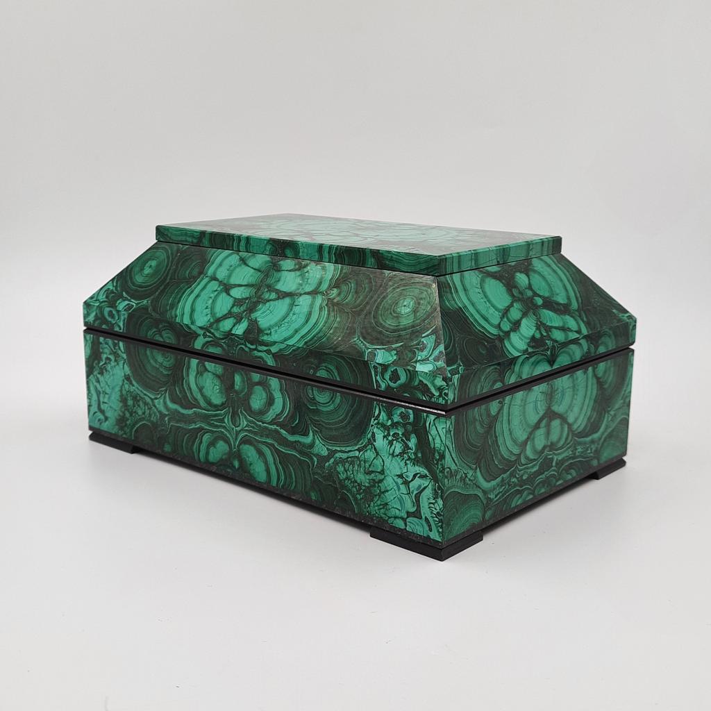 Ларец, малахит