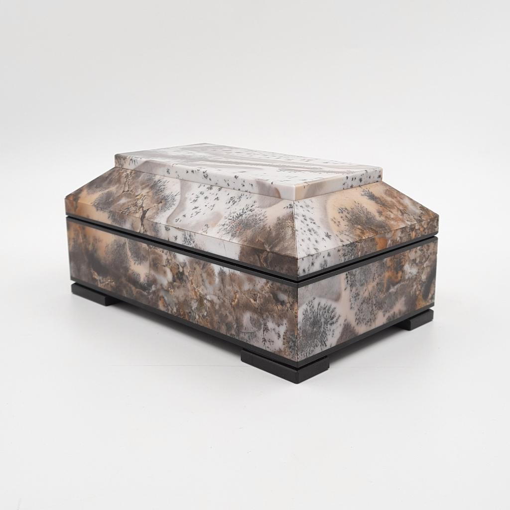 Ларец, агат дендритовый