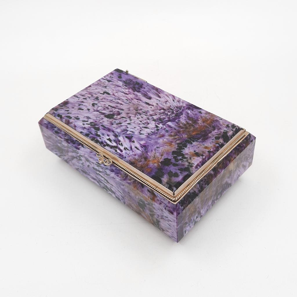 Шкатулка с филигранью, чароит