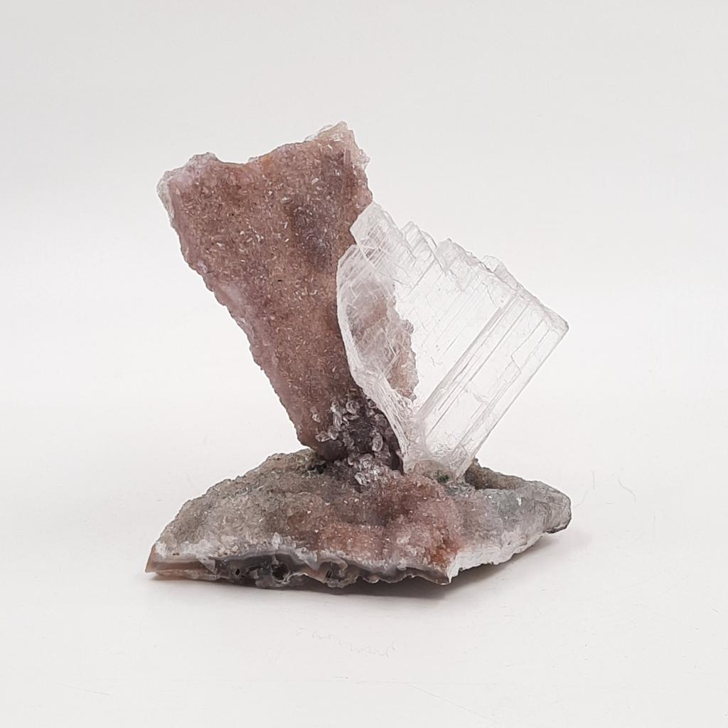 Сросток гипсов на аметисте, Бразилия