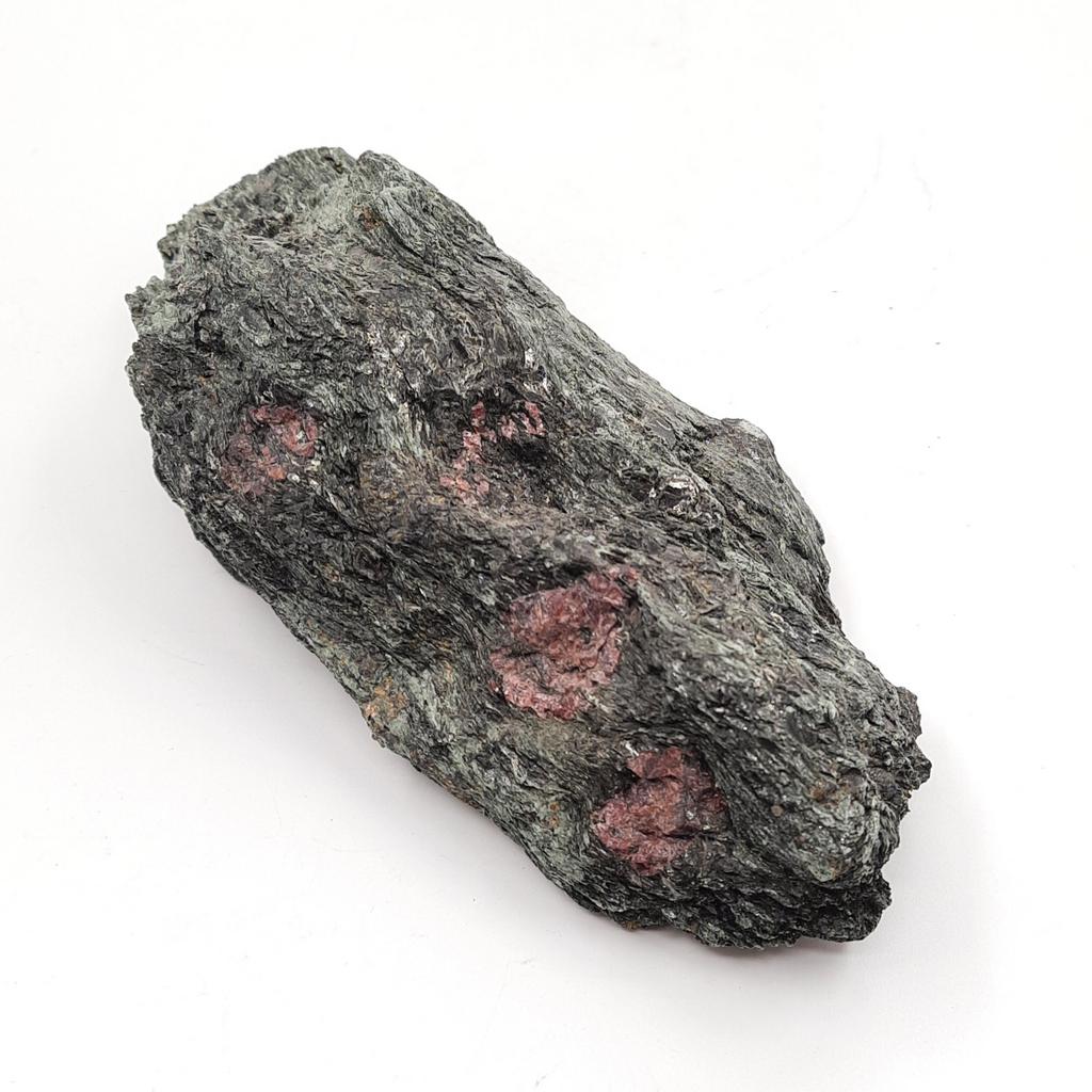 Гранат по фукситу, Бразилия