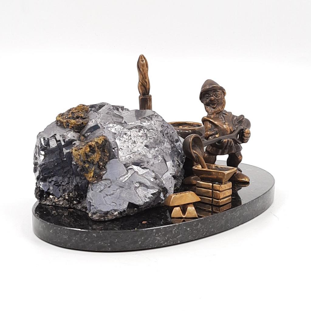 Композиция "Гном литейщик"