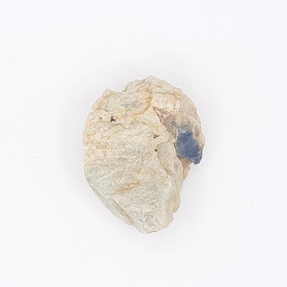 *Дюмортьерит в ортоклазе