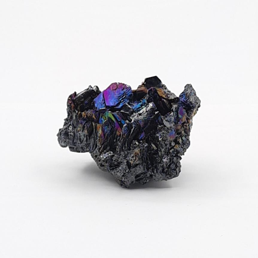 *Минерал вулканического происхождения, Китай