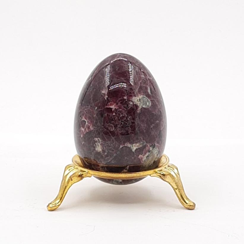 *Яйцо, эвдиалит