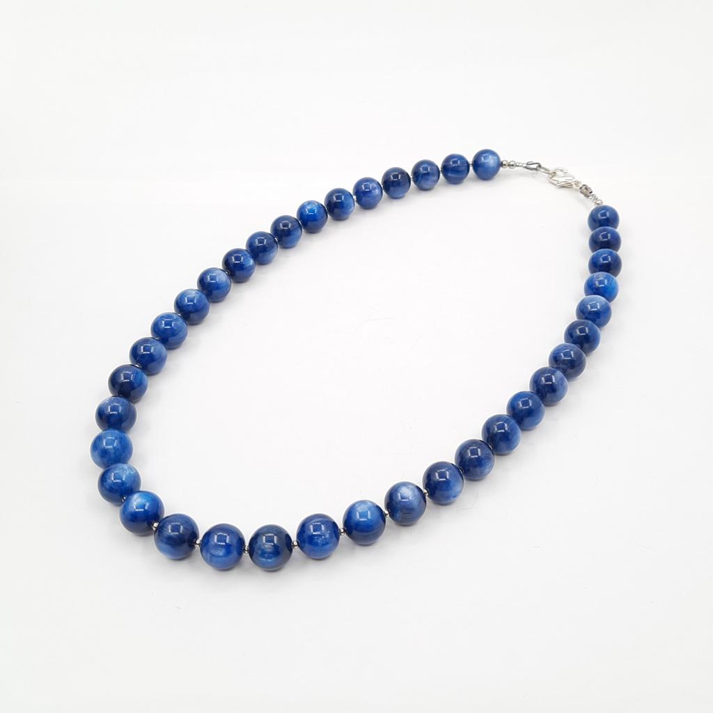 Бусы, кианит