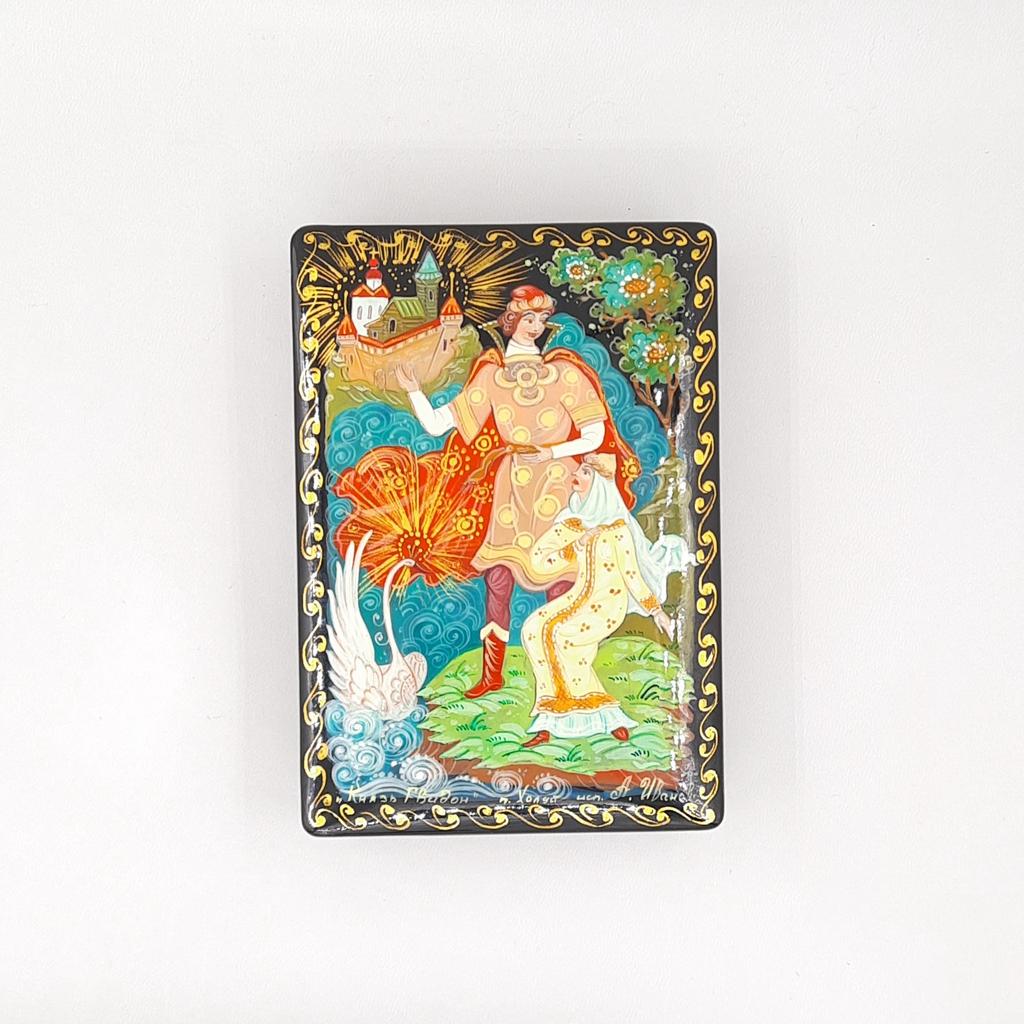 Шкатулка лаковая "Князь Гвидон". Холуй