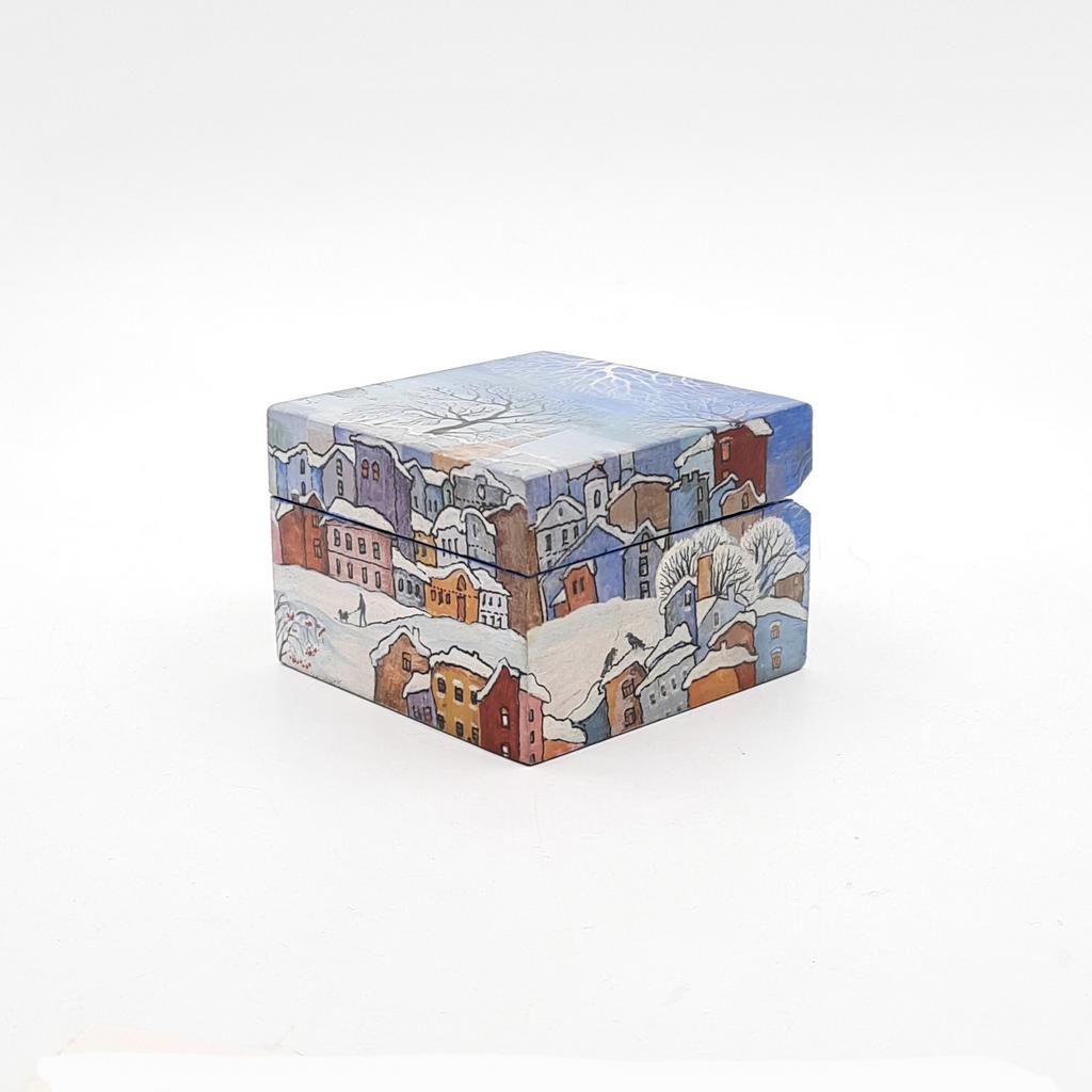 Картина на шкатулке