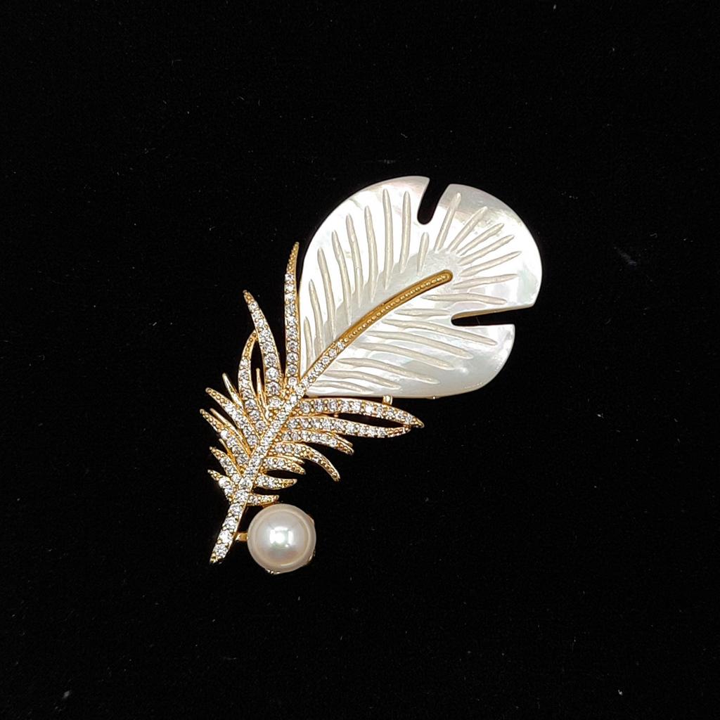 Брошь "Перо"