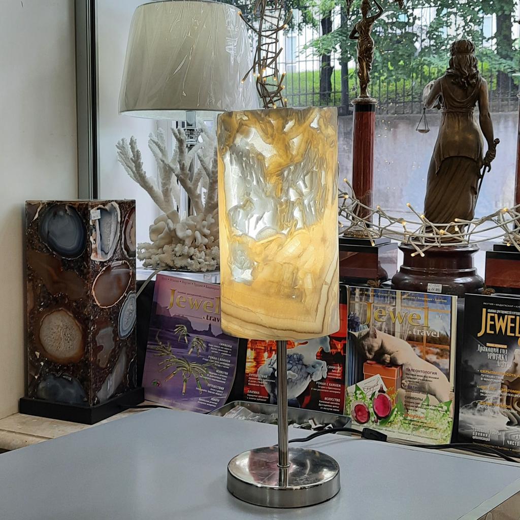 Светильник "Цилиндр" на ножке, арагонит, Мексика