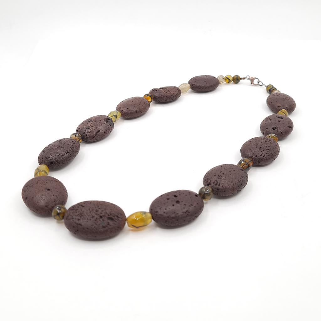 Бусы, вулканическая лава