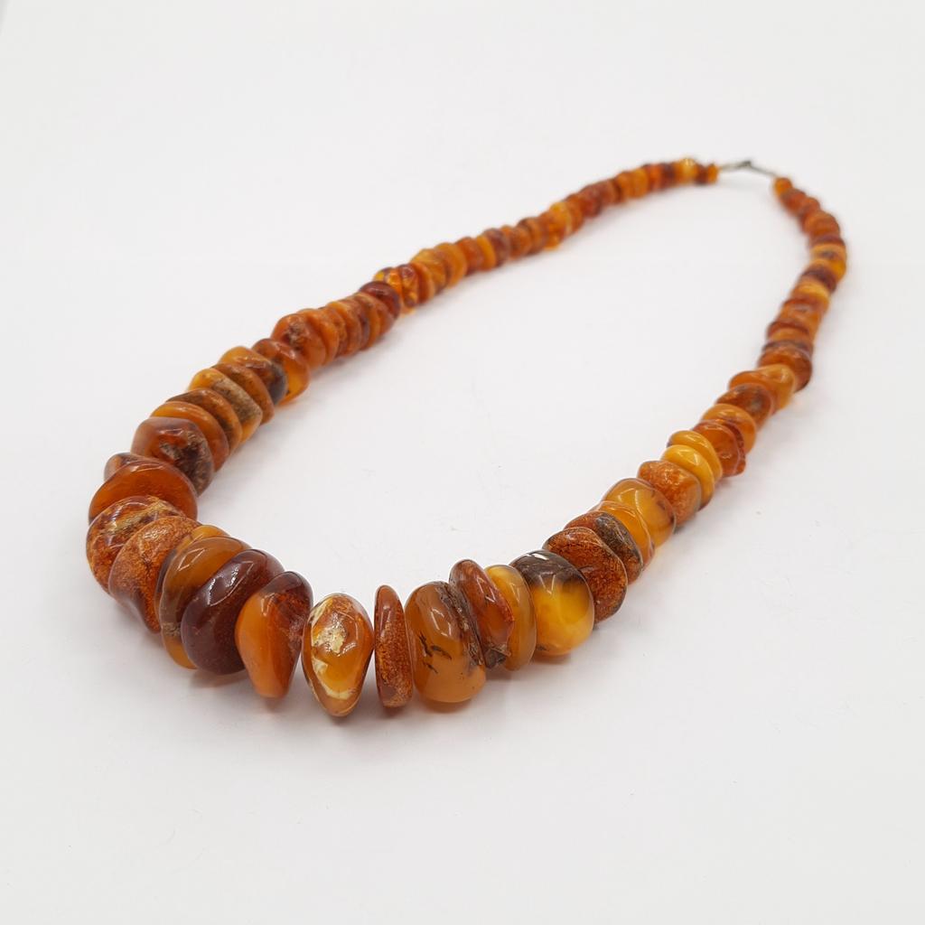 Бусы, янтарь