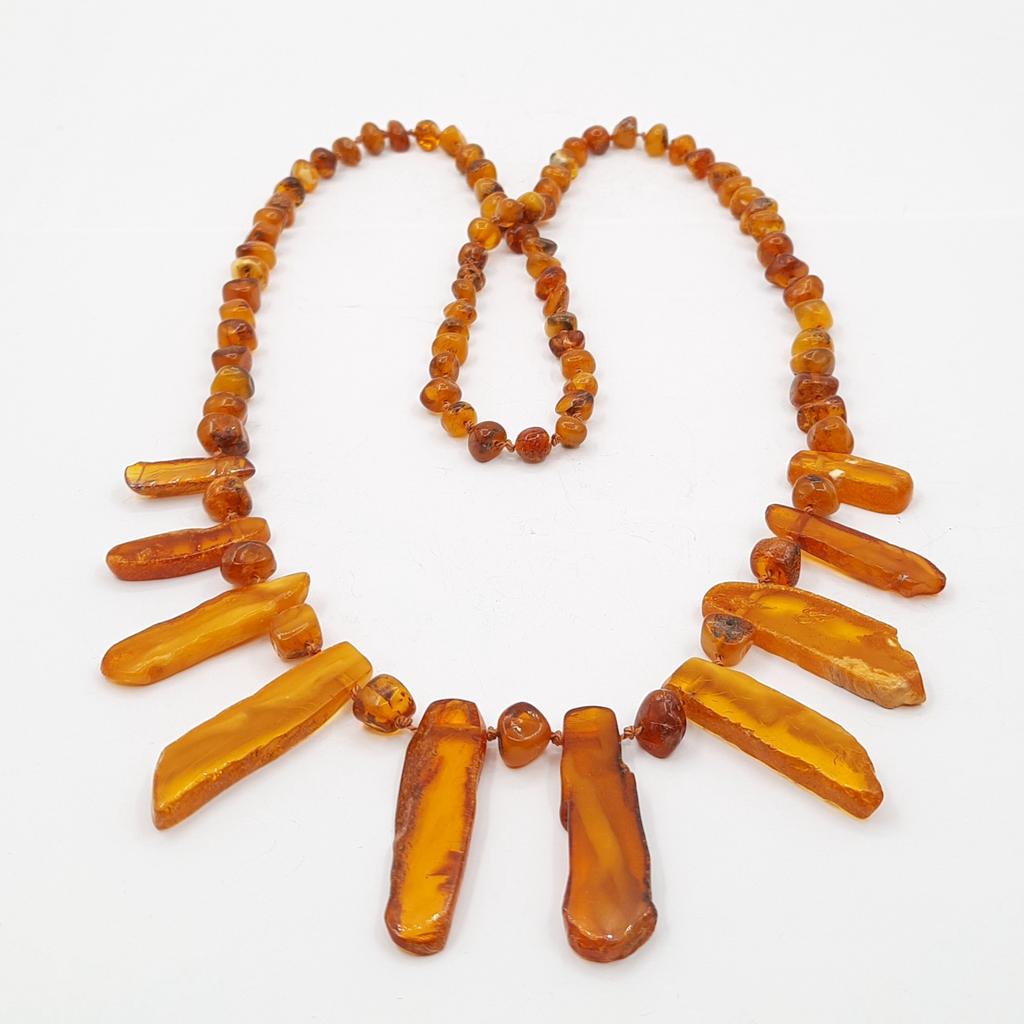 Колье "Селга", янтарь