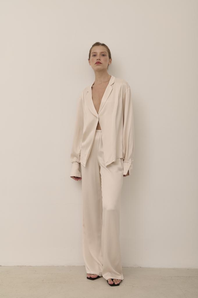 Брюки из вискозы персиковые