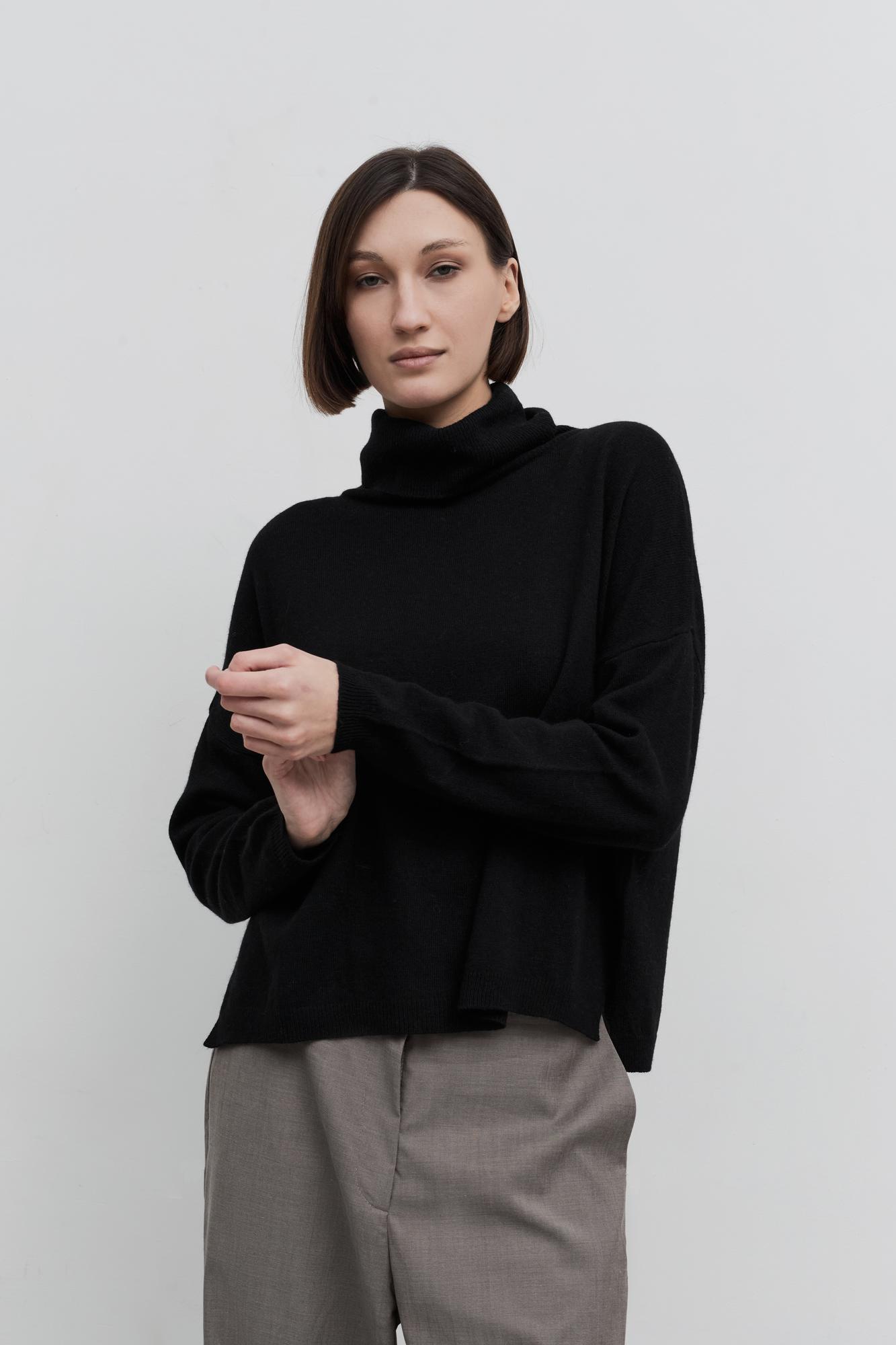 CASHMERE AND WOOL SWEATER