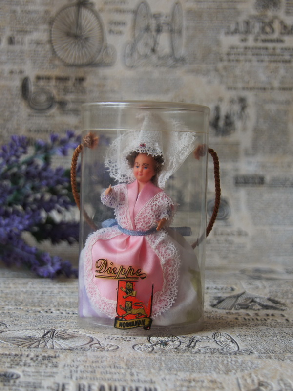 Мини куколка, Франция,  в упаковке, 8 см (1400674)