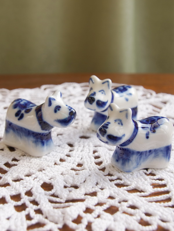 Гжельский фарфор, собачка 4,5 см