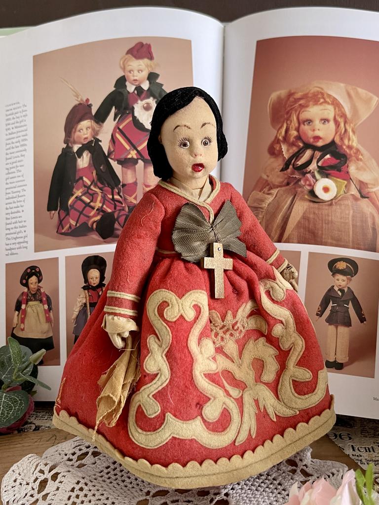 Старинная куколка Lenci Mascotte