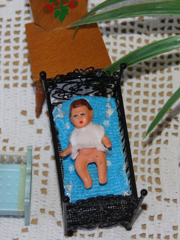 Мини пупсик, ГДР, 5 см, 600264