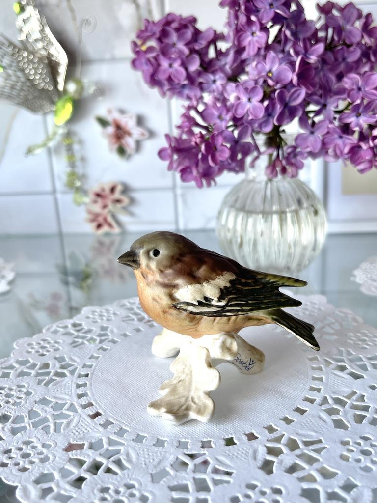 фарфоровая статуэтка Зяблик, Goebel