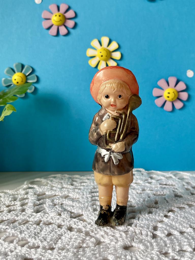 Антикварная кукла - Мальчик с горном, целлулоид, 11 см