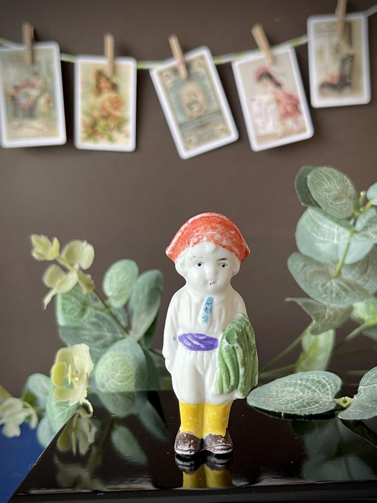 Коллекционная куколка-фигурка, 7 см