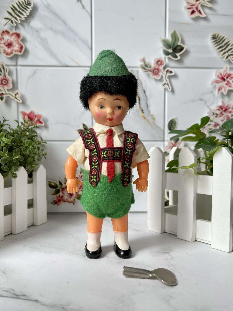 Механическая немецкая кукла, 15 см