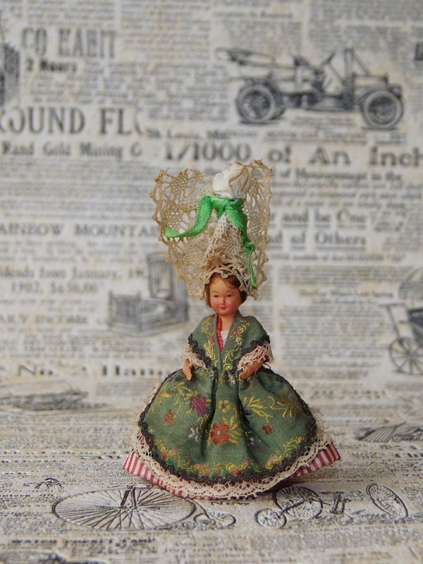 Старинная мини куколка Petitcollin, целлулоид, 8 см (арт.1400779)