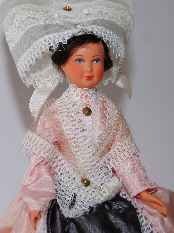 Французская кукла, 17 см (арт.1400837)