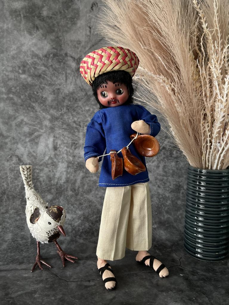 Мексиканец с плошками, оригинальная кукла, 25 см (700733)