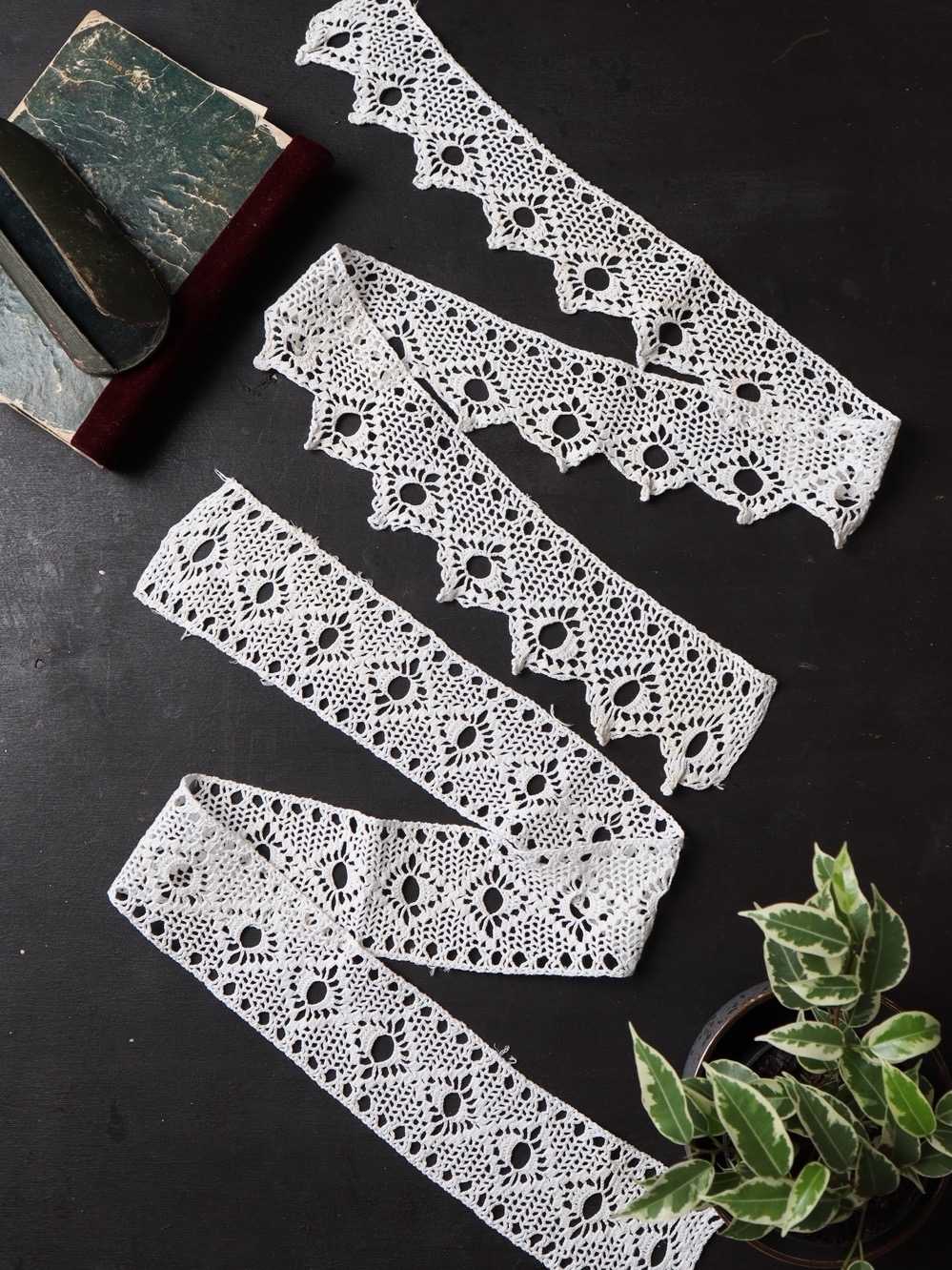 старинное кружево, старинный подзор, антикварное кружево, старинная вышивка