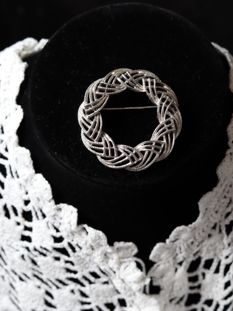 винтажные украшение, винтажная брошь, брендовые украшения, брендовая бижутерия