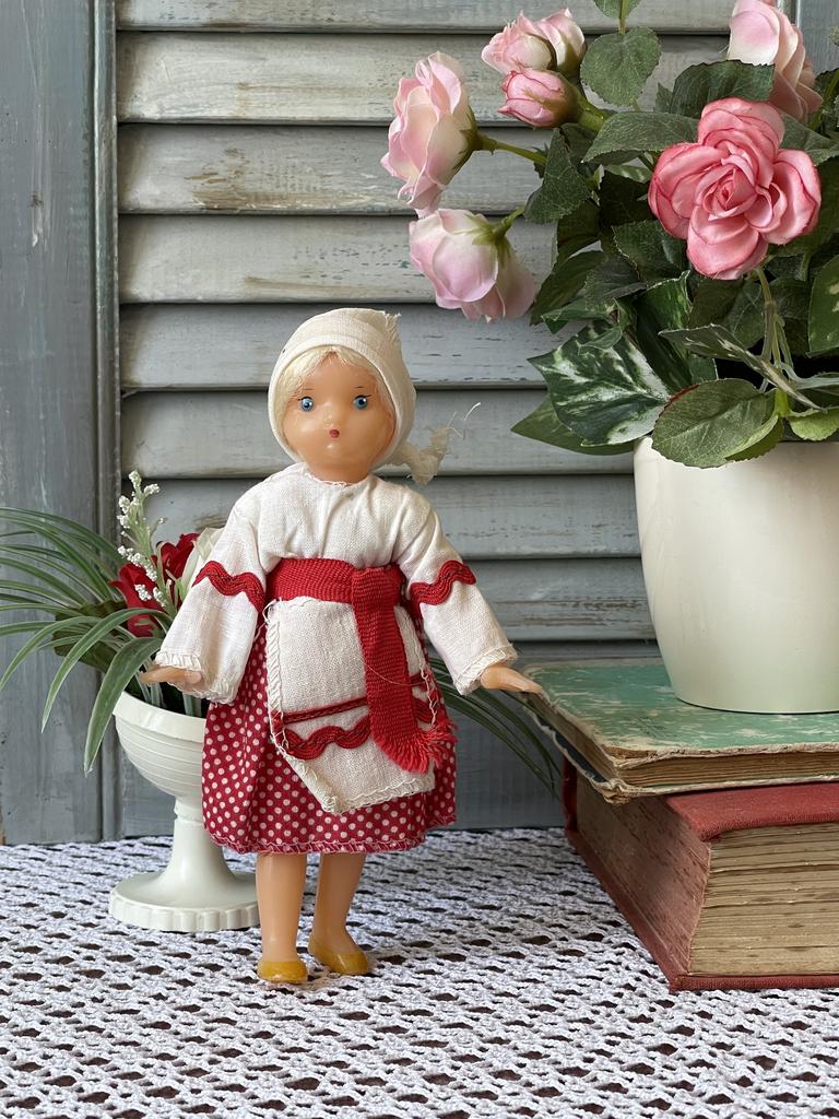 Сувенирная кукла Белоруска, 18 см