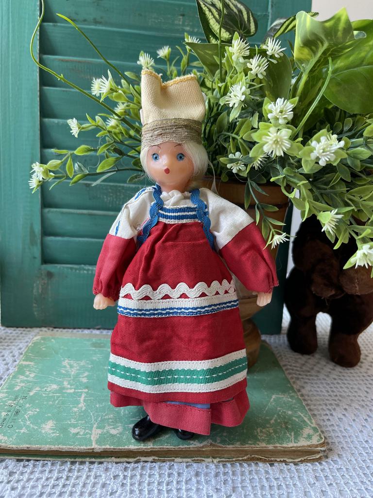 Кукла СССР, советская кукла