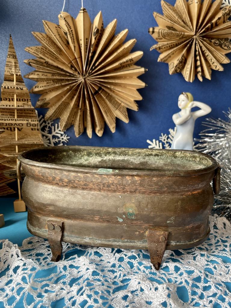 Кашпо медное