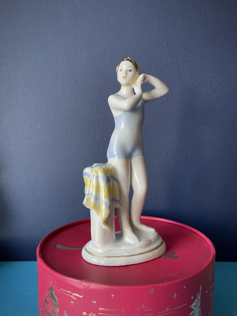 Фарфоровая статуэтка СССР