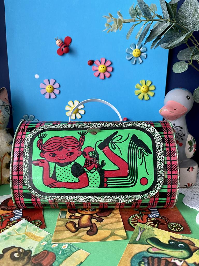 Советская игрушка сумочка жестяная