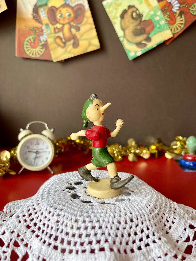 Буратино колкий пластик фигурка