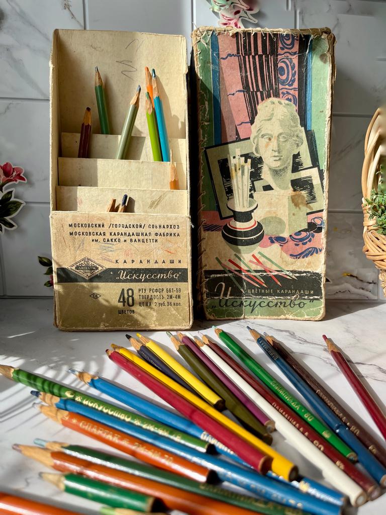 1950-е г. Коробка с карандашами СССР