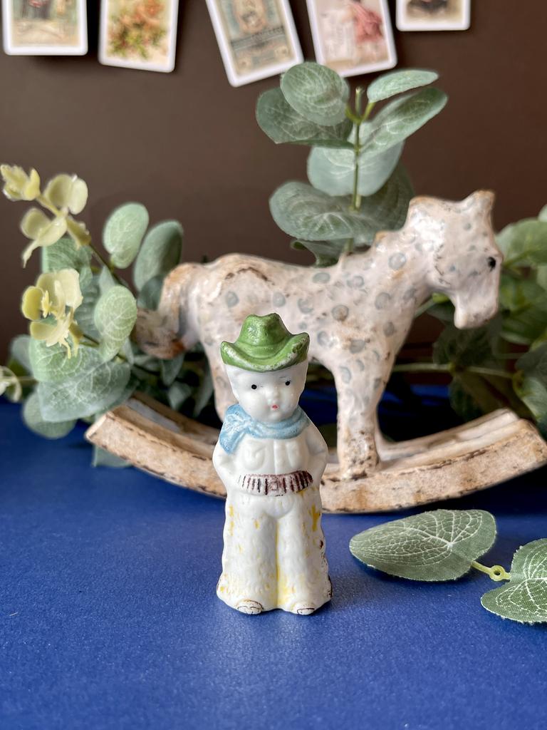 Старинная бисквитная куколка