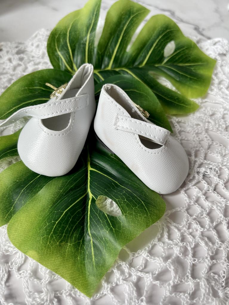 Обувь для куклы