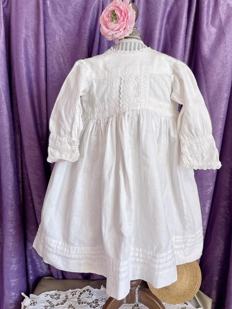 Антикварное платье для куклы