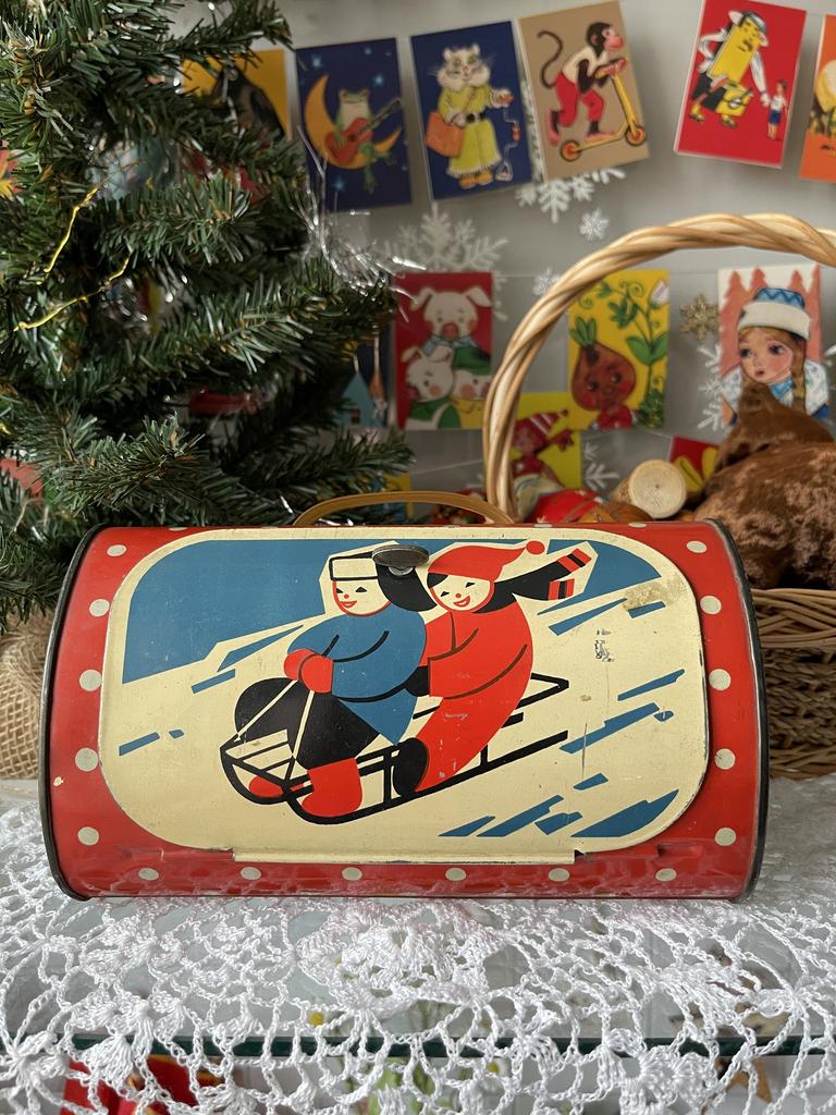 Жестяная сумочка баул