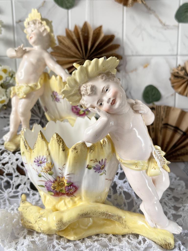 Скульптурные группы вазы; Германия