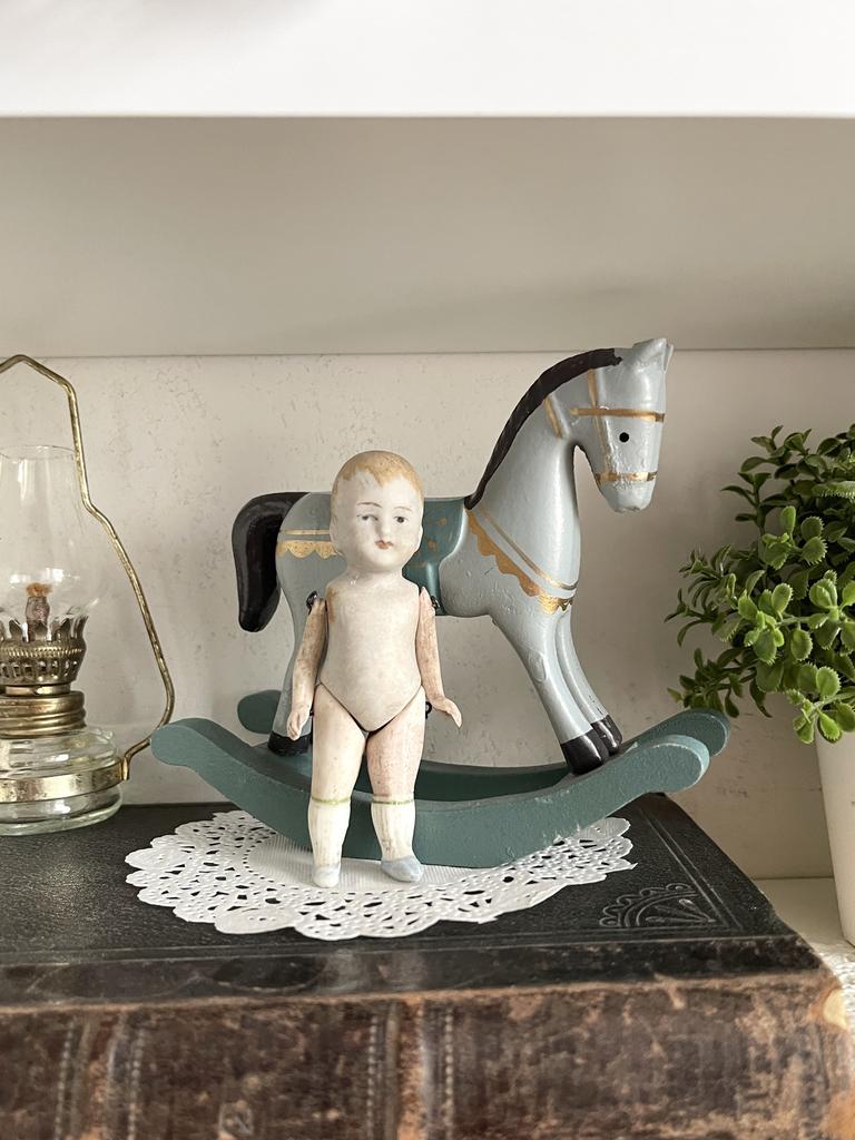 Фарфоровый мальчик куколка Германия