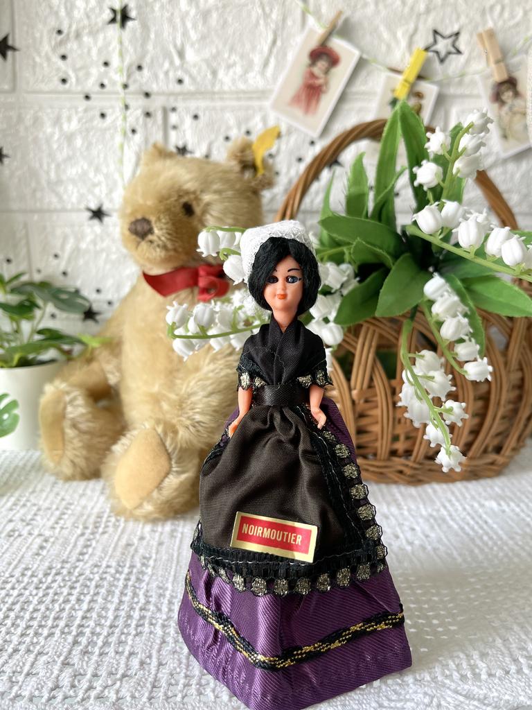 Франция куколка